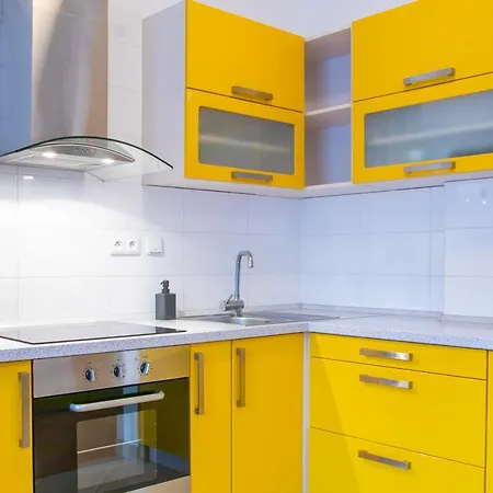 Yellow Apartment Ostrava Exterior photo