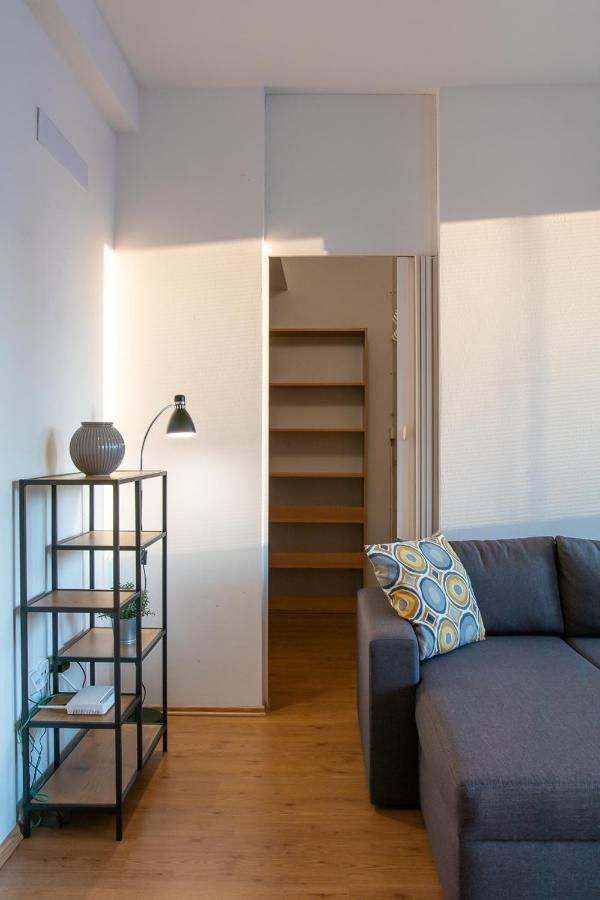 Apartment Yellow